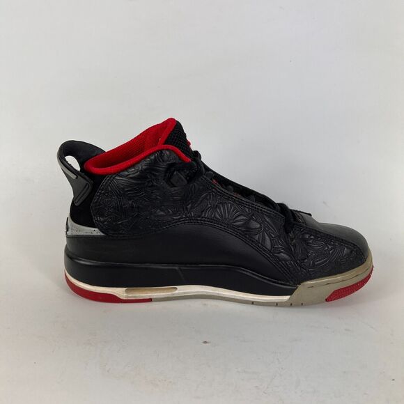 Nike Jordan Dub Zero youth kids size 5.5 Y Black Cement  Nike Jordan Dub Zero youth kids size 5.5 Y Black Cement athletic sneakers shoes